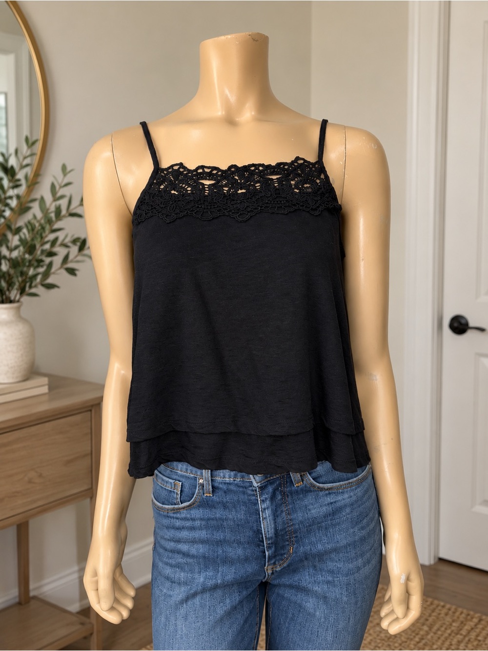 American Eagle Black Lace Trim Layered Cami Tank Top Size Medium